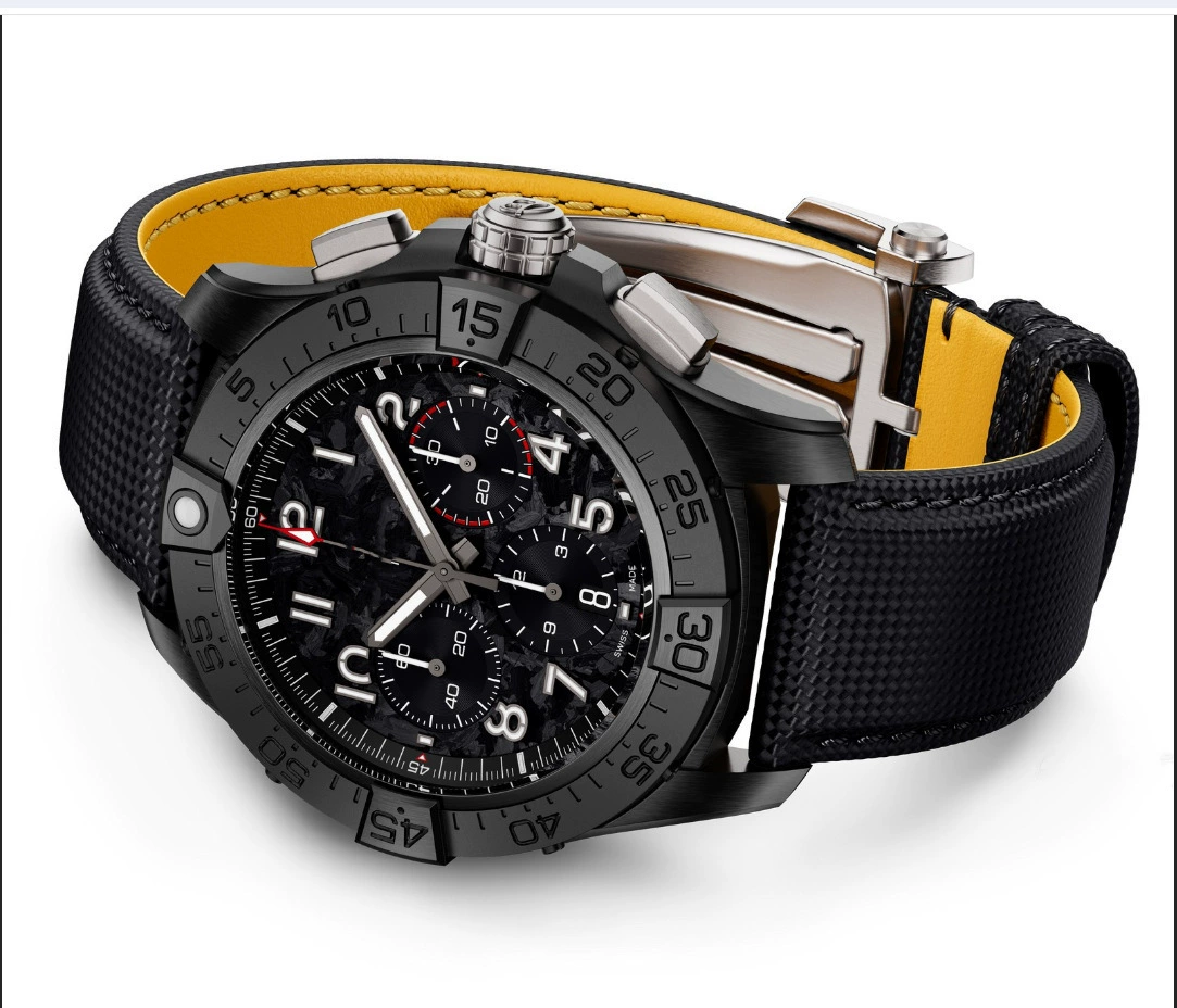 Breitling Avenger 18